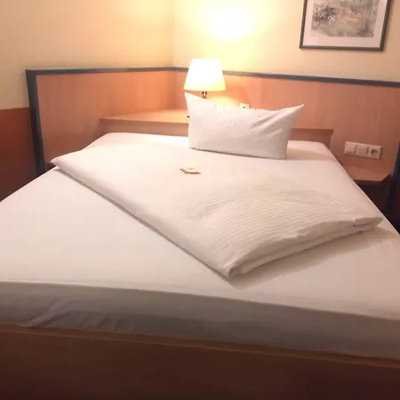 Hotel Central Hotel Winnenden 3*