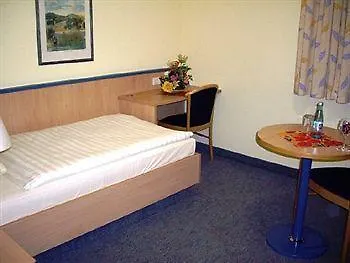 Central Hotel Winnenden 3*