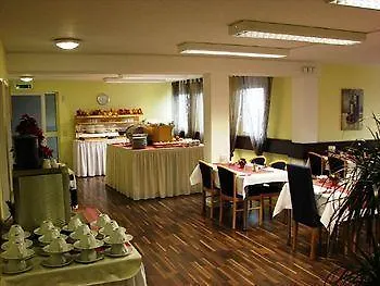 Central Hotel Winnenden ヴィンネンデン