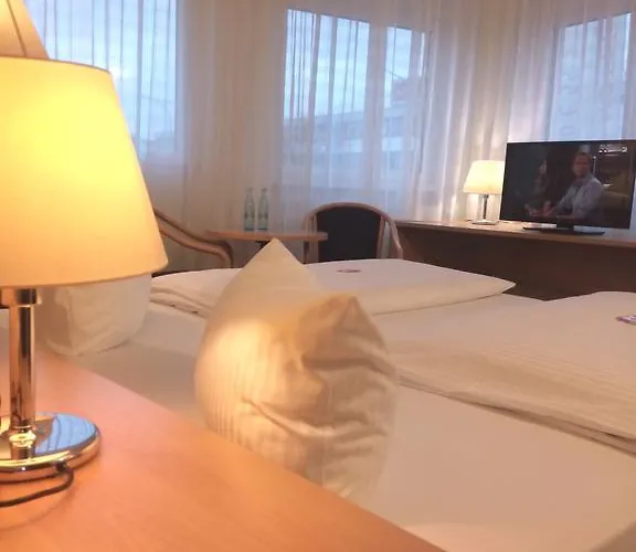 Central Hotel Winnenden 3*