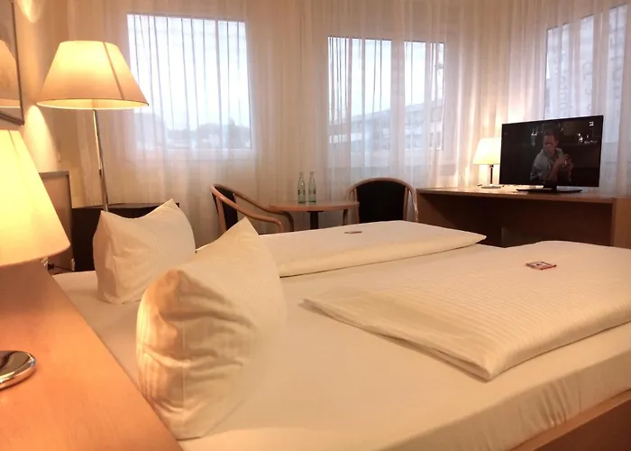 Central Hotel Winnenden 3*